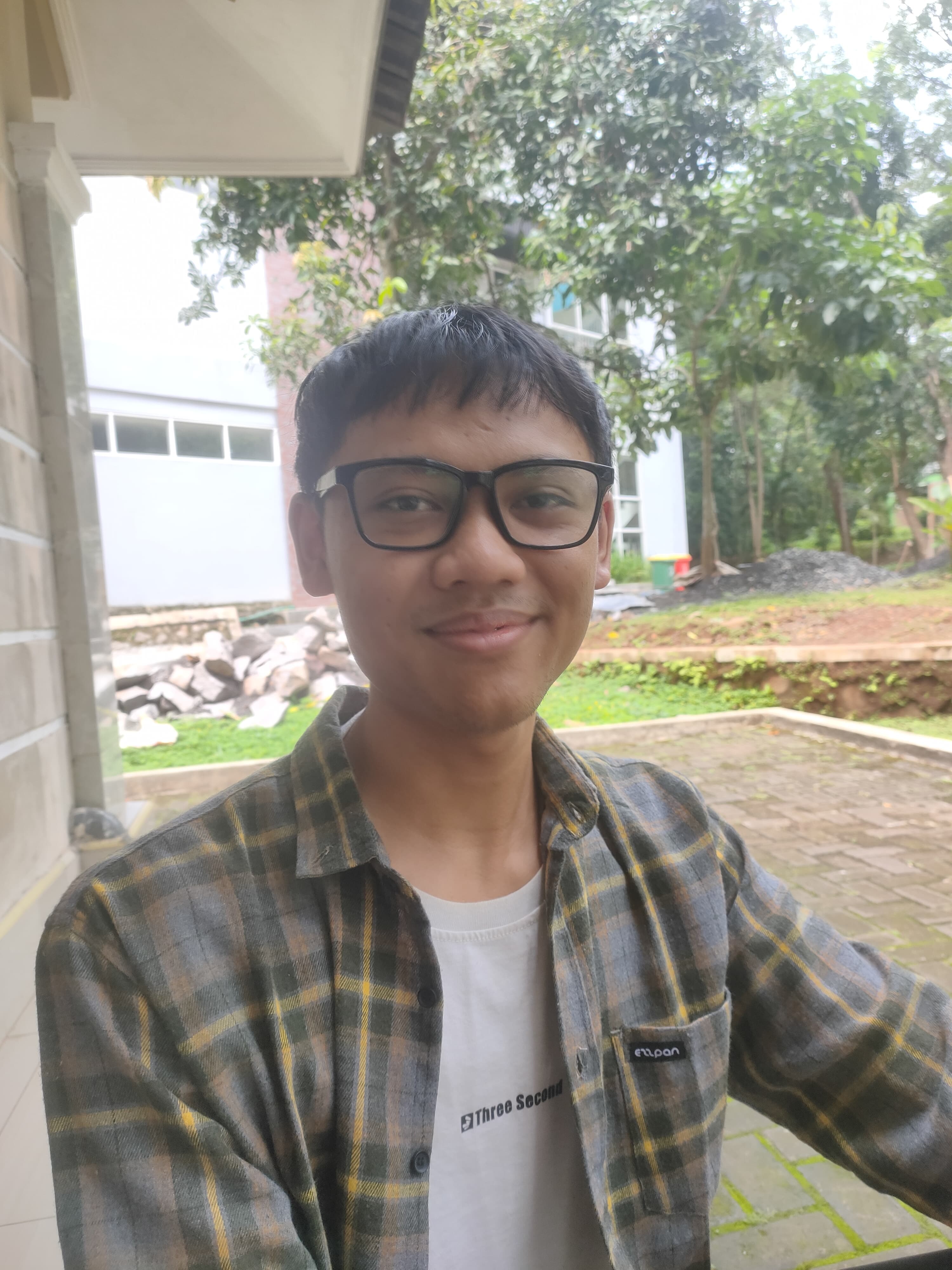 Fadil